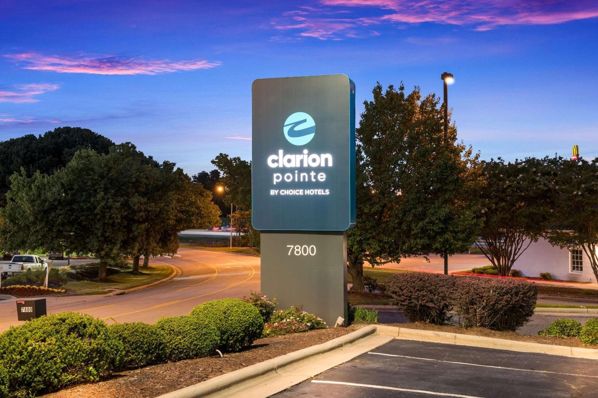Clarion Pointe Greensboro Airport Exterior photo
