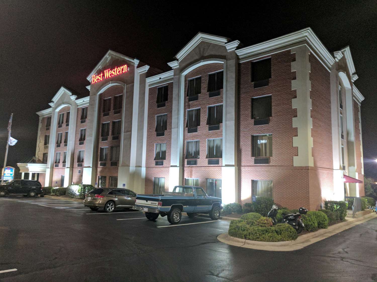 Clarion Pointe Greensboro Airport Exterior photo